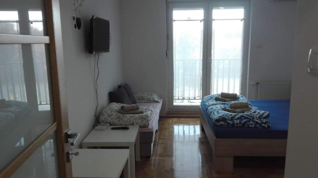 Appartamento Riva,temerin Esterno foto